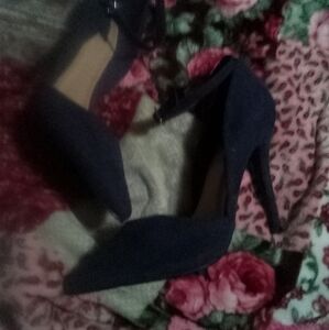 Elegant Forest Green Suede High Heels With Ankle Strap Forever 21 Size6